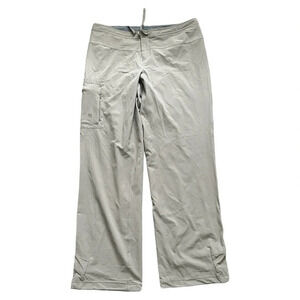- Mountain Hard Wear Women’s Yuma Khaki Cargo Pants- Size 16. Lightweight